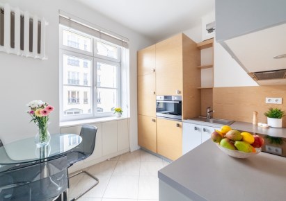 mieszkanie na wynajem - Warszawa, Śródmieście, Ścisłe centrum, Chmiela